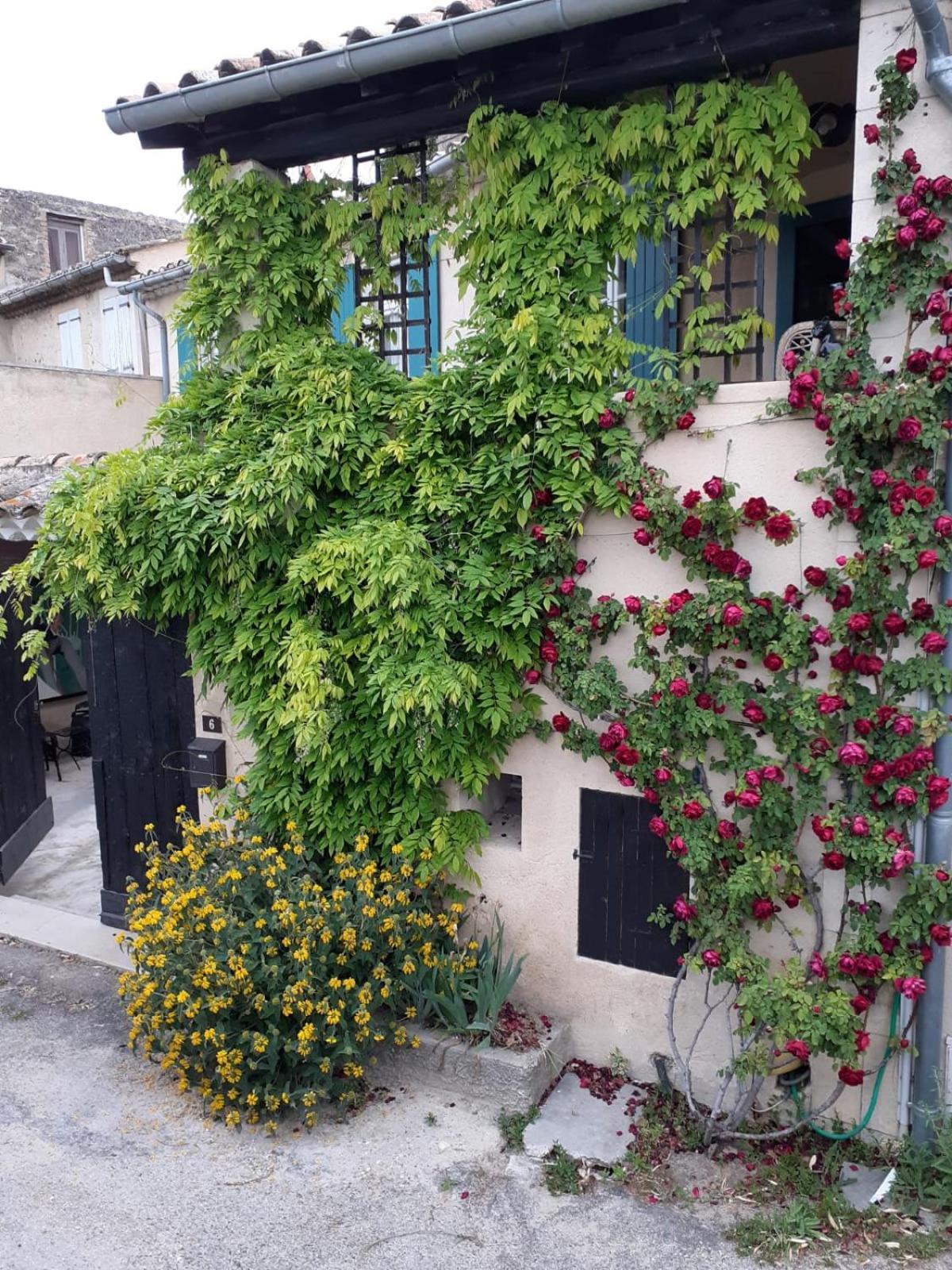 Les Gres Logis De Charme Villa Grignan Luaran gambar